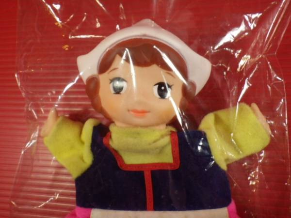 Aloise Coqez, Flanders No Inu, Clover, Action/Dolls