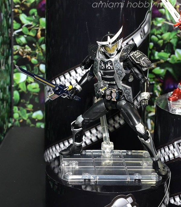 Kamen Rider Gaim (Black Jinba Arms), Kamen Rider Gaim The Movie: Great Soccer Battle! Golden Fruits Cup!, Bandai, Action/Dolls