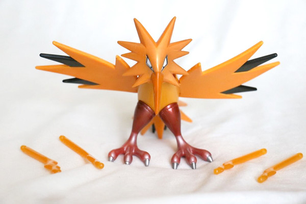 Thunder (Shiny, Metallic), Pocket Monsters, Hasbro, Action/Dolls