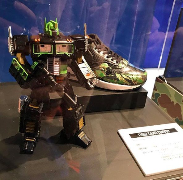 Convoy (Tiger Camo), Transformers, Takara Tomy, Action/Dolls