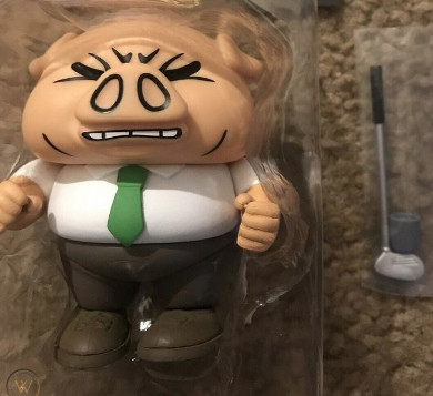 Ton (2/12), Aggressive Retsuko, The Loyal Subjects, Hot Topic, Action/Dolls