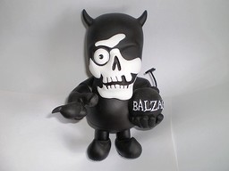 Twim-Age Vampire (Black), T.W.I.M, Pre-Painted