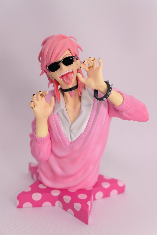Yuri Ayato, Yarichin Bitch Bu, Onigiri, Garage Kit