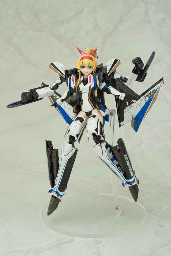 VF-31J Siegfried (35th Aniversary), Macross Delta, Aoshima, Model Kit, 4905083056165
