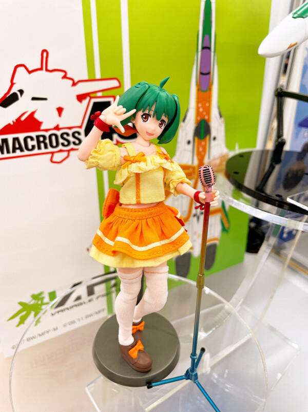 Ranka Lee (40th Aniversary Color), Macross Frontier, Aoshima, Model Kit