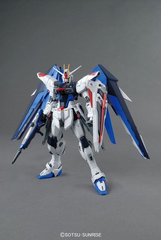 ZGMF-X10A Freedom Gundam (2.0), Kidou Senshi Gundam SEED, Kidou Senshi Gundam SEED Destiny, Bandai, Model Kit, 1/100, 4549660048831