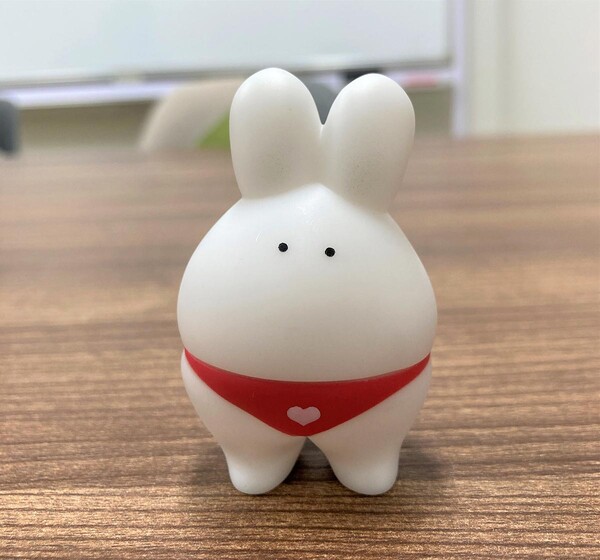 Opinku-Pantsu, Usa-Pantsu, Yell Co. Ltd., Trading