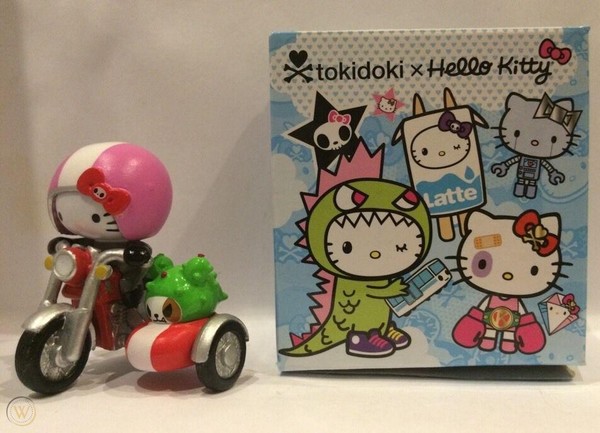 Hello Kitty, Hello Kitty, Tokidoki, Trading