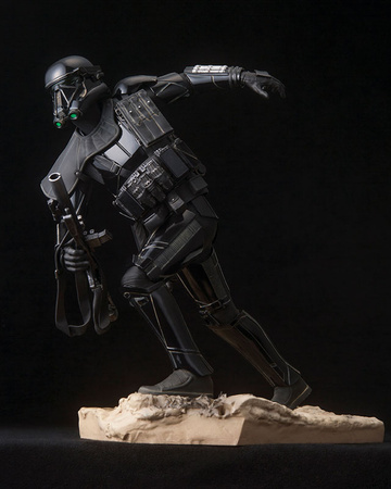 Death Trooper Specialist, Rogue One: A Star Wars Story, Kotobukiya, Pre-Painted, 1/7