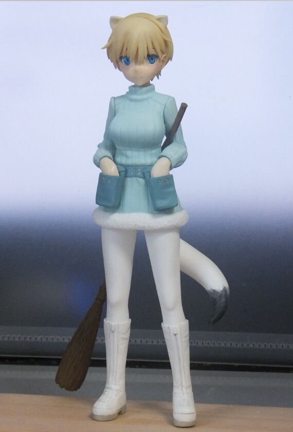 Nikka Edvardine Katajainen, Brave Witches, Low Legist, Garage Kit