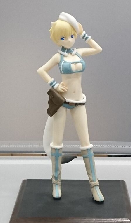 Nikka Edvardine Katajainen, Brave Witches, Low Legist, Garage Kit