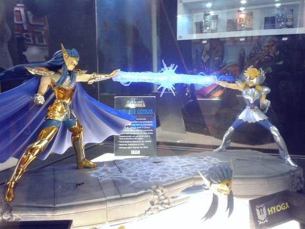 Aquarius Camus, Cygnus Hyoga (Diorama), Saint Seiya, IRON Studios, PiziiToys, Toei Animation, Pre-Painted, 1/8