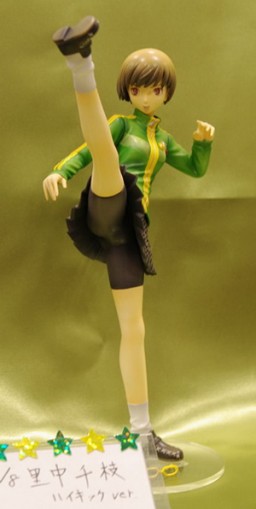 Satonaka Chie (High Kick), Persona 4, Epoxy Parfait, Garage Kit, 1/8