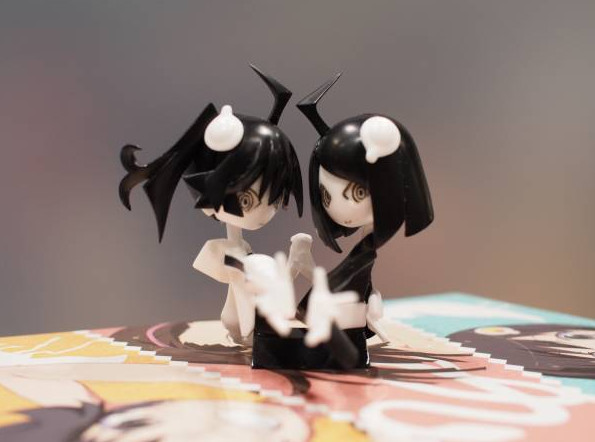 Araragi Karen, Araragi Tsukihi (Ending), Nisemonogatari, Gekkakoubou, Garage Kit