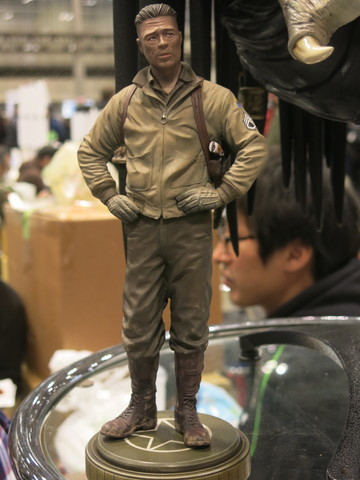 Don "Wardaddy" Collier, Fury, Den2 Moken, Garage Kit