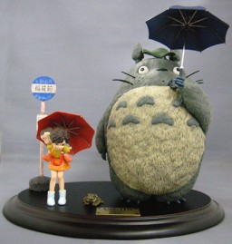 Kusakabe Mei, Kusakabe Satsuki, Totoro (Bus Stop Totoro DX), Tonari No Totoro, Cominica, Pre-Painted