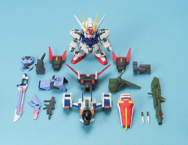 FX-550 Skygrasper, GAT-X105 Strike Gundam, GAT-X105+AQM/E-X01 Aile Strike Gundam, GAT-X105+AQM/E-X02 Sword Strike Gundam, GAT-X105+AQM/E-X03 Launcher Strike Gundam (Striker Weapon System), Kidou Senshi Gundam SEED, Bandai, Model Kit