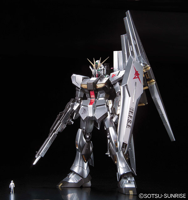 RX-93 v Gundam (Metallic Coating), Kidou Senshi Gundam: Char's Counterattack, Bandai, Model Kit, 1/100