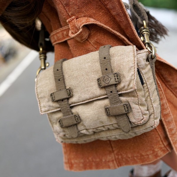 Weathered Satchel Bag (beige), Culture Japan, Accessories, 1/3