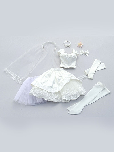 Innocent White Wedding Dress, Volks, Accessories
