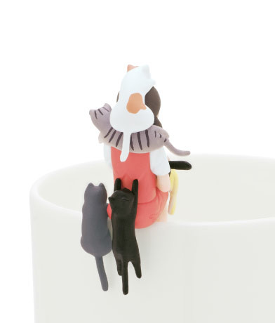 Fuchiko (Neko-mamire no Fuchiko), Cup No Fuchiko, Kitan Club, Trading