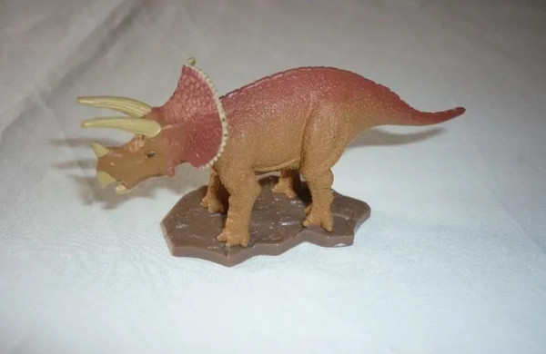 Triceratops, Kodai Ouja Kyouryuu King D-Kids Adventure, Playmates Toys, Trading
