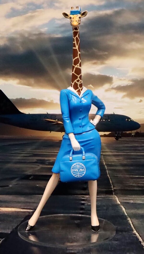 A Cabin Attendant Giraffe, Original, Underdog Squad, Garage Kit