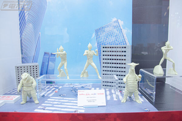 Ultraman, Ultraman: Rising, Bandai, Trading