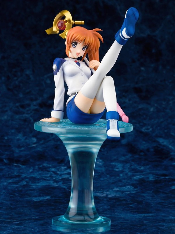 Takamachi Nanoha (Teaching Corps Uniform), Mahou Shoujo Lyrical Nanoha StrikerS, Good Smile Company, Pre-Painted, 1/8, 4582191965024