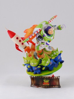 Alien, Buzz Lightyear, Toy Story, Square Enix, Trading