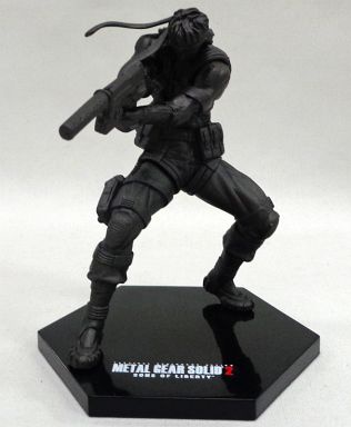 Solid Snake, Metal Gear Solid 2: Sons Of Liberty, Yamato, Trading