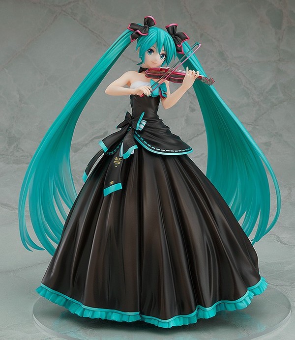 Hatsune Miku (Symphony 2017), Vocaloid, Good Smile Company, Pre-Painted, 1/8, 4580416940979