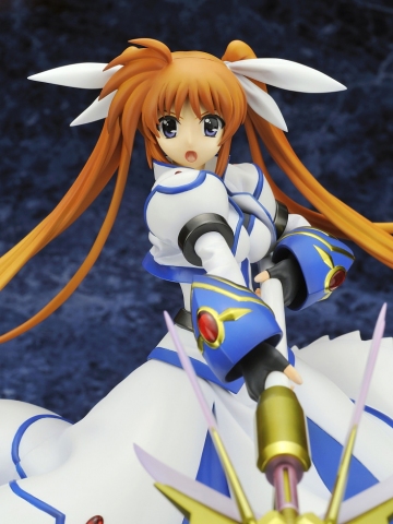 Nanoha Takamachi (Exceed Mode), Mahou Shoujo Lyrical Nanoha StrikerS, Mahou Shoujou Lyrical Nanoha Striker'S, Alter, Pre-Painted, 1/7