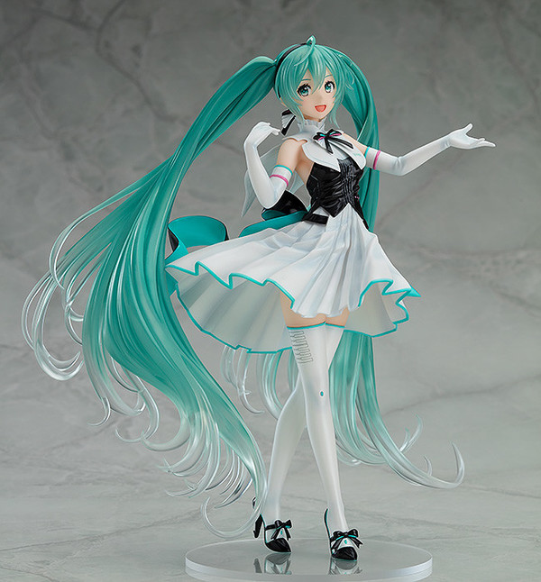 Hatsune Miku (Symphony 2019), Vocaloid, Good Smile Company, Pre-Painted, 1/8, 4580416941518