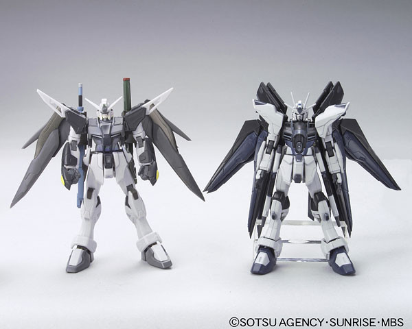 ZGMF-X20A Strike Freedom Gundam, ZGMF-X42S Destiny Gundam, Kidou Senshi Gundam SEED Destiny, Bandai, Action/Dolls, 1/200, 4543112384218